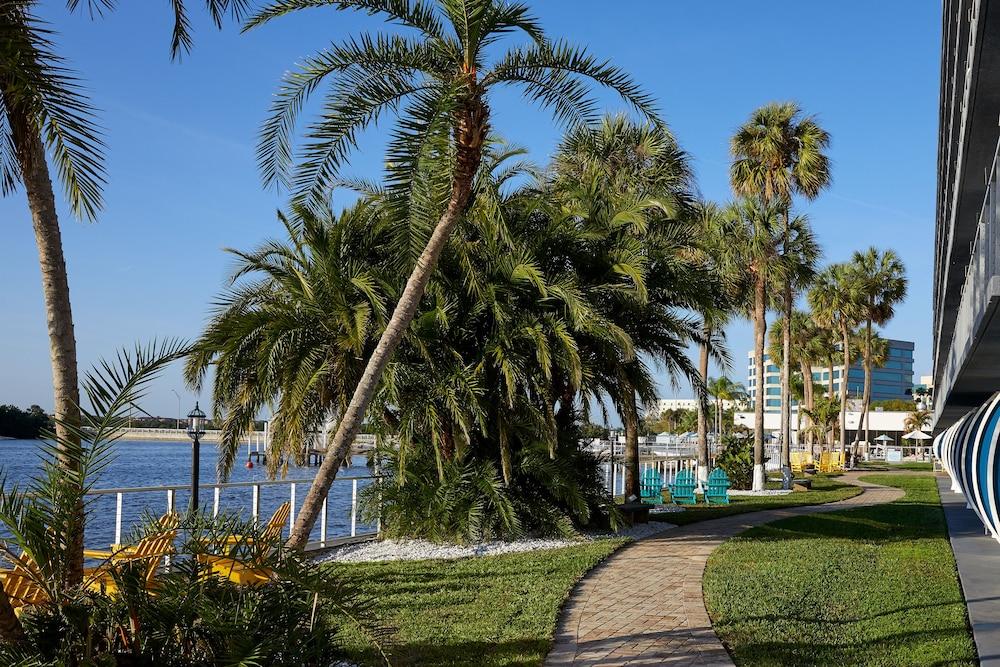 The Godfrey Hotel & Cabanas Tampa Exterior photo