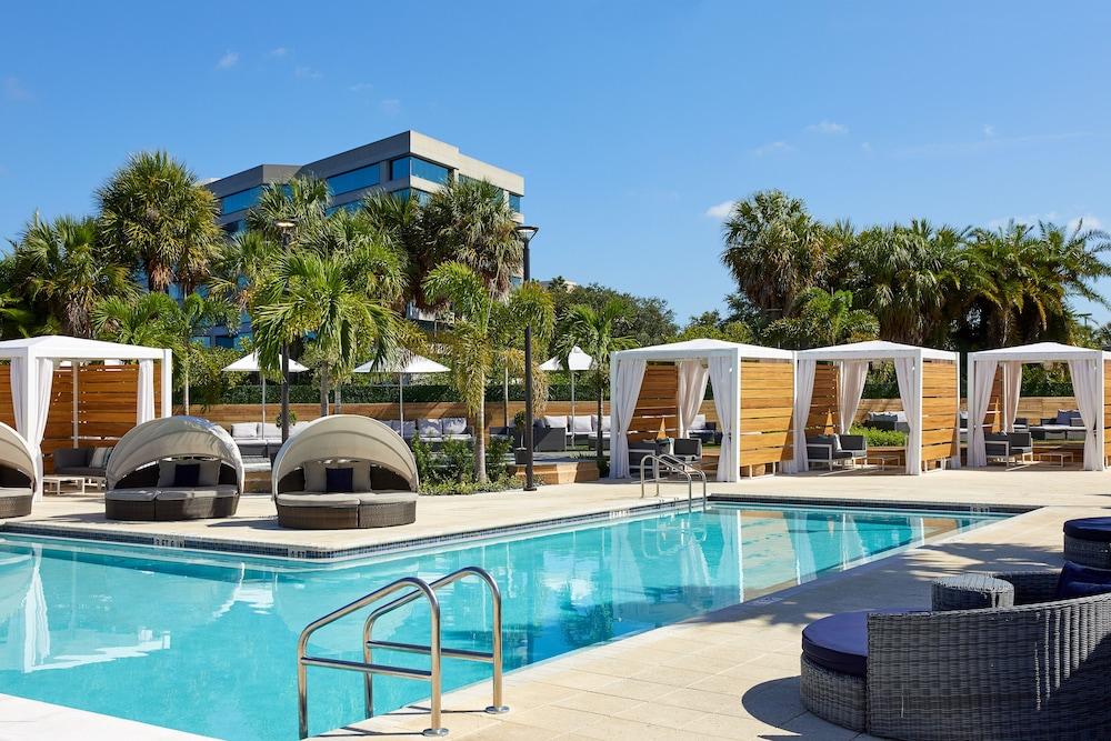 The Godfrey Hotel & Cabanas Tampa Exterior photo